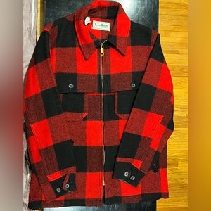 Gorgeous vintage (1950s/1960s) LL Bean plaid Jacket